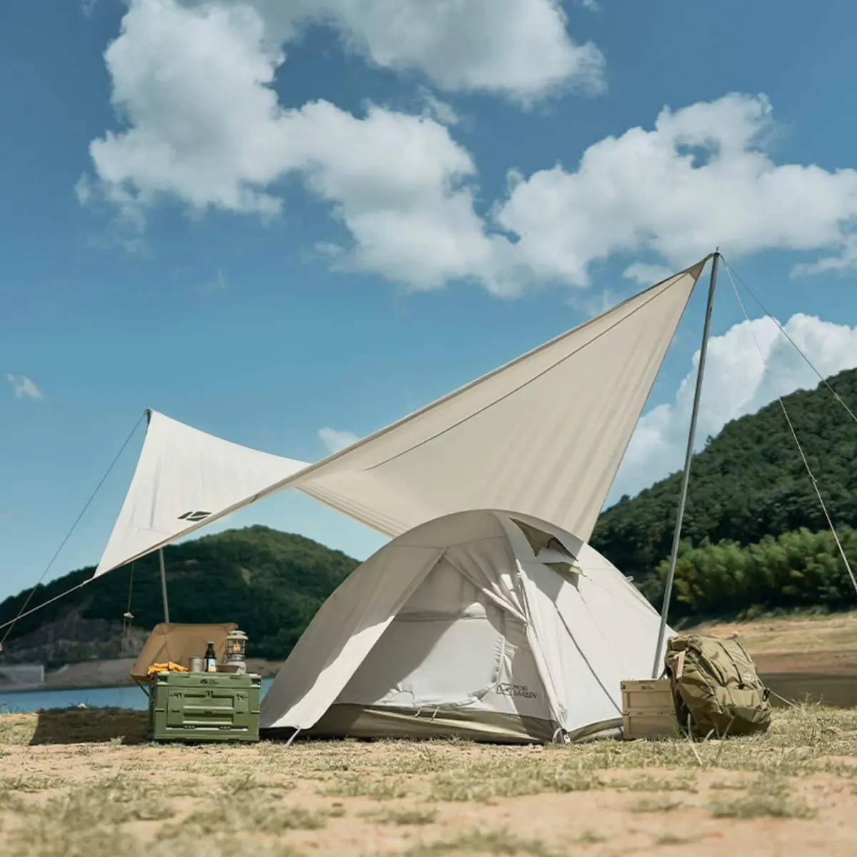 MOBI GARDEN 山岳テント cold mountain 4 3-4人用 ゆる～くお洒落な4シーズンテント MOBI GARDEN COLD MOUNTAIN 3